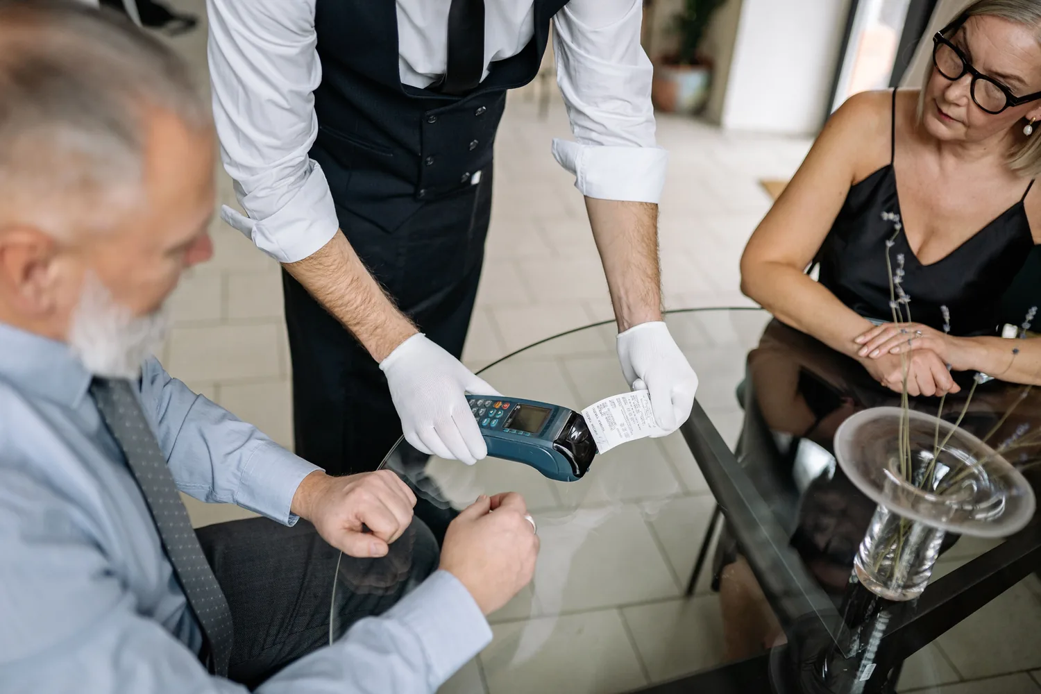 Contactless payment on a terminal
